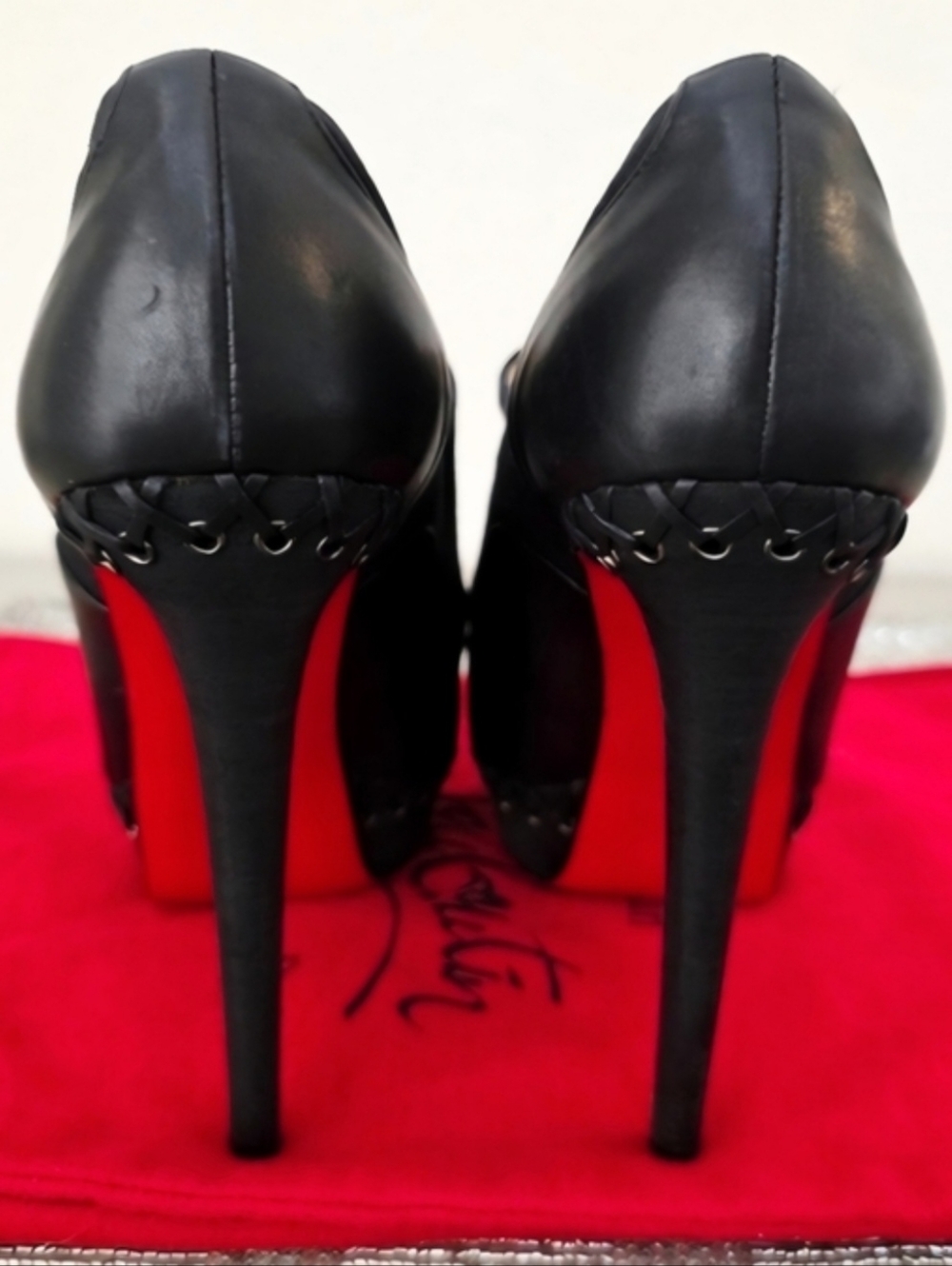 Christian Louboutin Black Leather lace up Peep-toe Ankle Booties EU 38.5 / US 8 - Picture 7 of 10